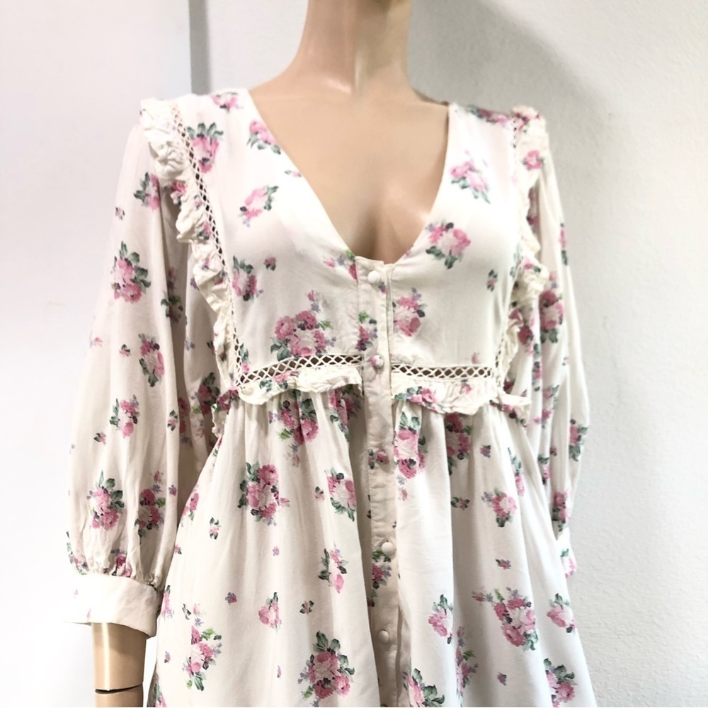 asos floral mini romantic print puff sleeve dress embroidery V-neck button front - Picture 13 of 16